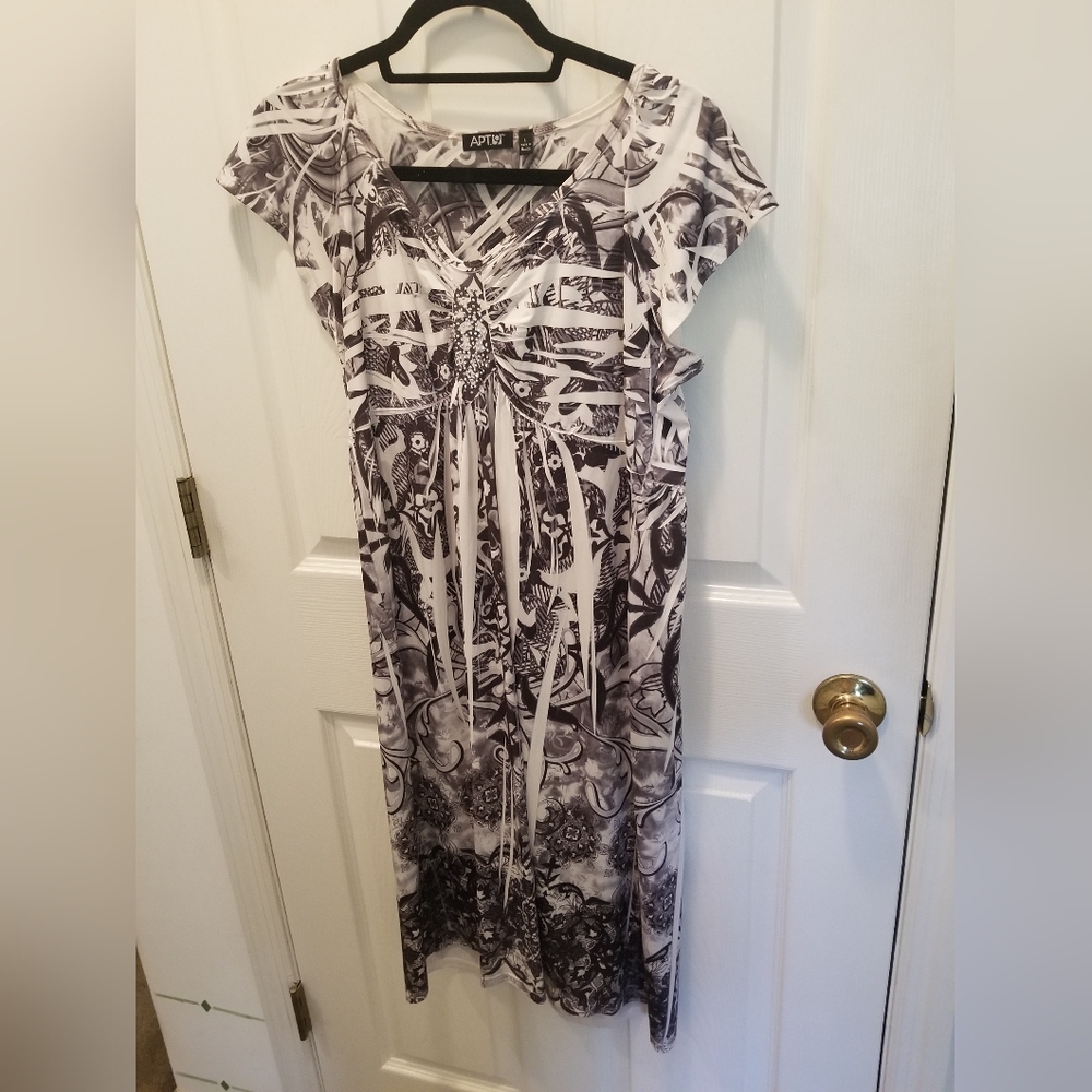 Apt. 9 Black and White Women's Dress